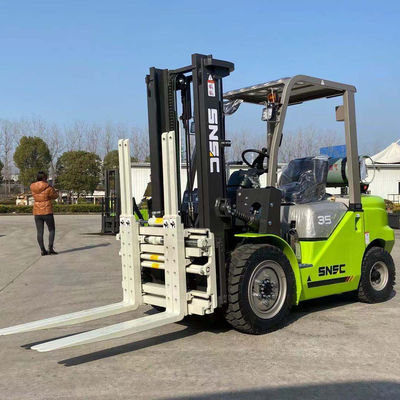 Caminhão de elevação de gás liquefeito a gasolina verde 3000 kg Caminhão de elevação de gás liquefeito a venda