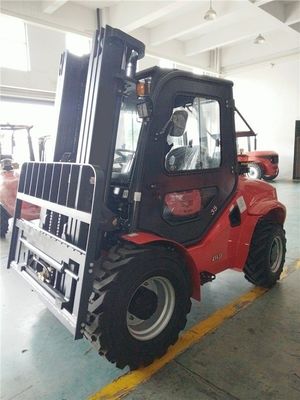 4X2 em terreno irregular 3500 kg em quatro rodas