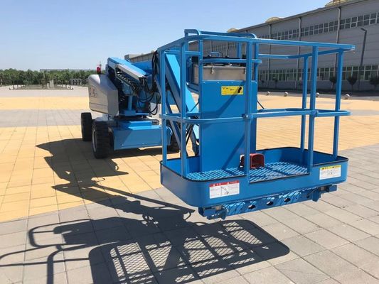 230 kg Carga Elevador automotor de homem articulado Elevador de homem para loja de alimentos